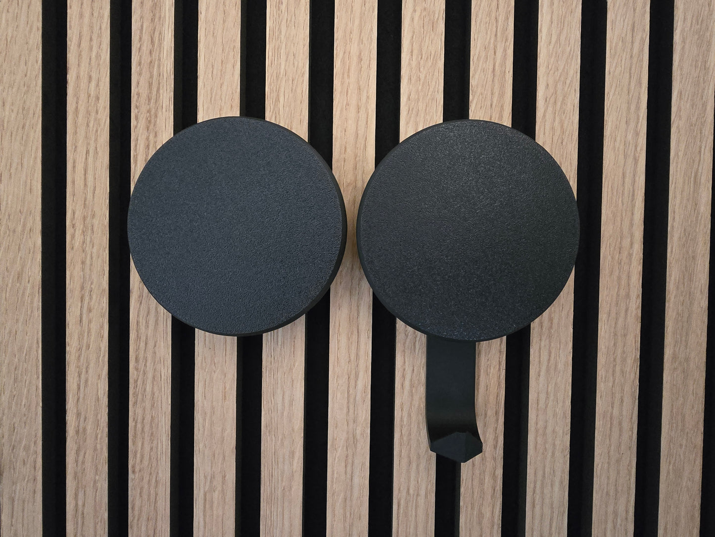 Acoustic panel hook - round - Twist & Go