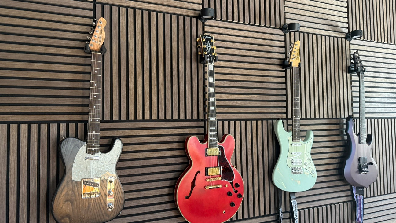 Gitarrenhalterung für Akustikpaneele – Montageart: Wandklemme